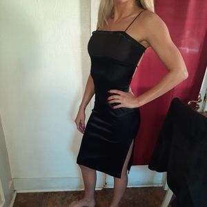 Zum Zum by Niki Livas Black Dress